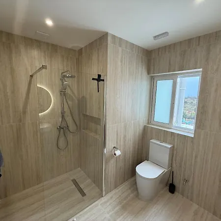 A Serenity And Delightful Retreat! דירה