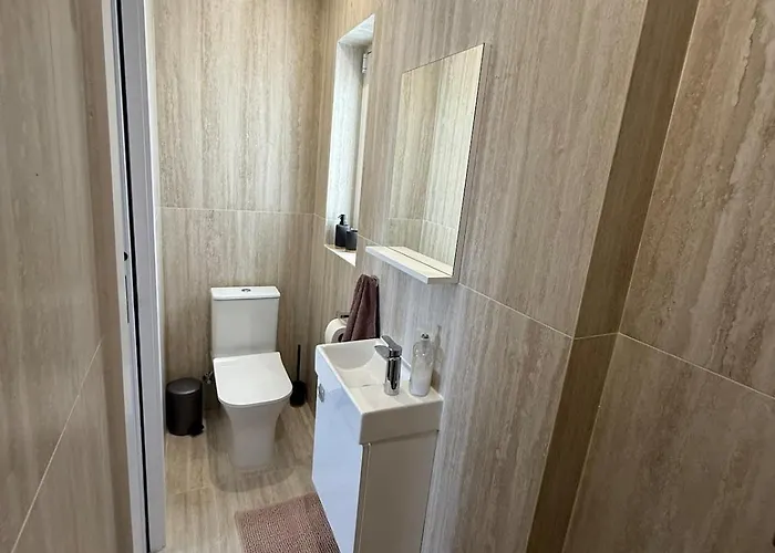 Daire A Serenity And Delightful Retreat!